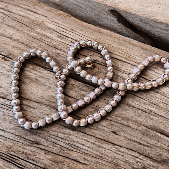 Vintage Ara Rose Gold Faux Pearl Necklace and Ribbon 40” - Picture 4 of 17